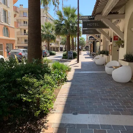 Apartment Avec Coin Nuit Sainte-Maxime