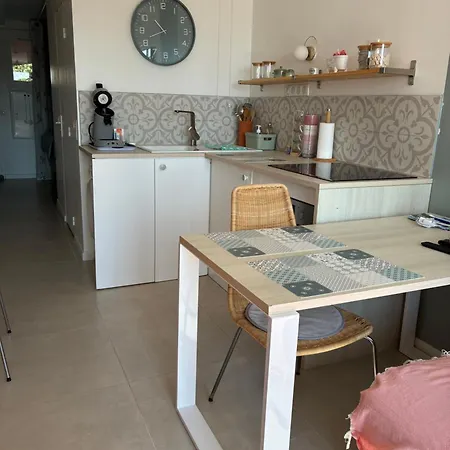 Apartment Avec Coin Nuit